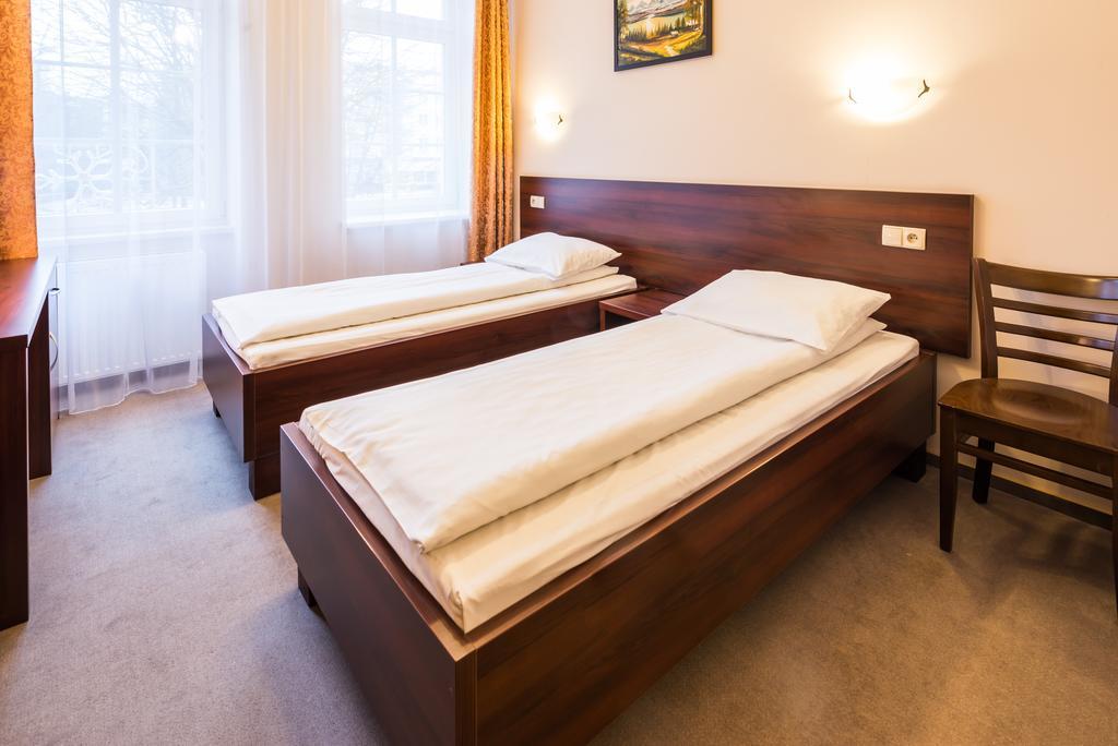 Hotel Cesarski - Kaiserhof Giżycko Værelse billede