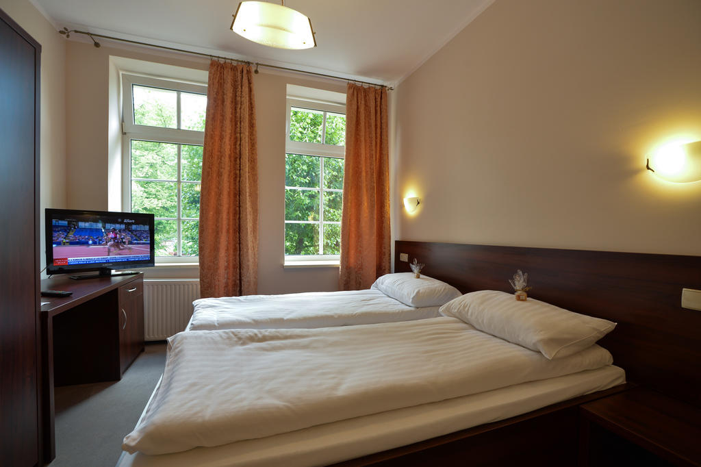 Hotel Cesarski - Kaiserhof Giżycko Værelse billede